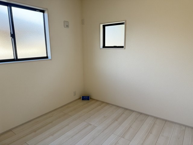 リーブルガーデンＳ第２前橋女屋　2号棟の洋室|2階洋室②です