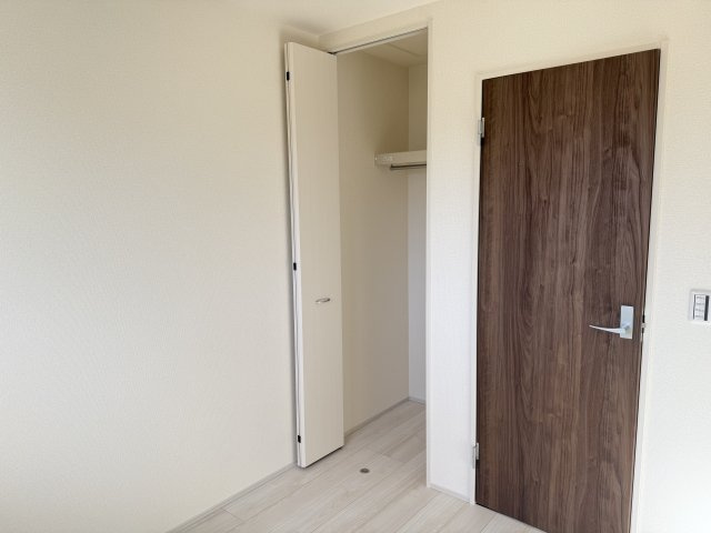 リーブルガーデンＳ第２前橋女屋　2号棟の収納|2階洋室③収納です