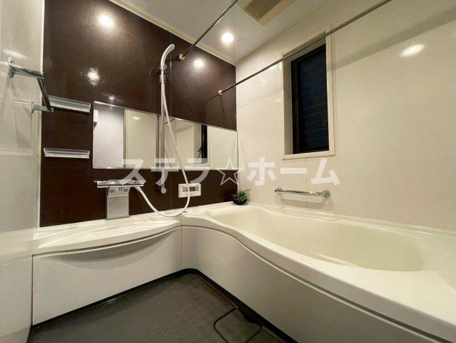 下新庄4 中古戸建の浴室|ゆったり過ごせるお風呂です