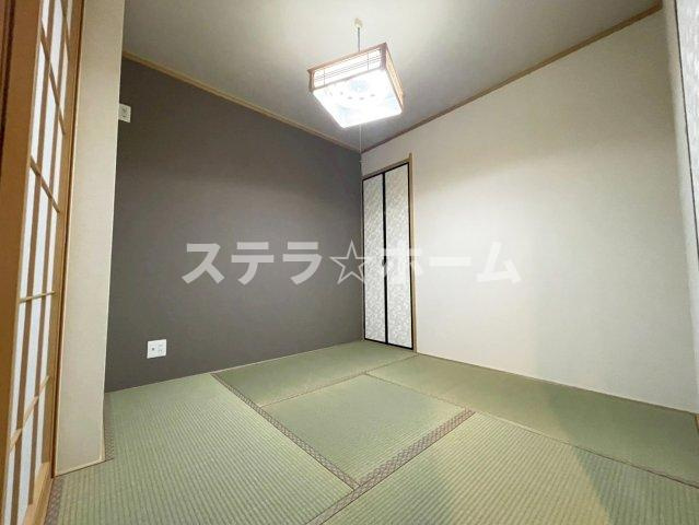 下新庄4 中古戸建の和室|和室ならではの温かな和の空間で寛ぎの時間を過ごせます