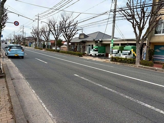米子市上福原6丁目売店舗の前面道路含む現地写真|前面道路になります。
大通りに面しております〇