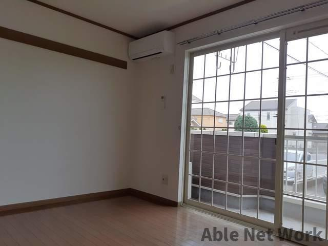 ヴィラ サンライズ ドリームⅠの洋室|南側6帖洋室