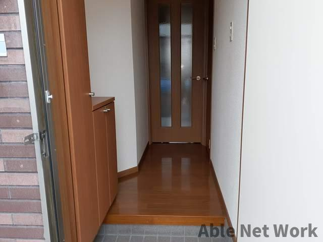 ヴィラ サンライズ ドリームⅠの玄関|シューズボックス付き