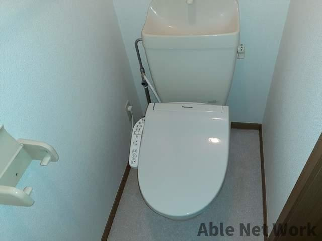 ヴィラ サンライズ ドリームⅠのトイレ|保温便座です