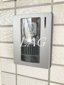 【セキュリティ】 | ヴィラ・フィオーレ | モニター付きインターフォンです。