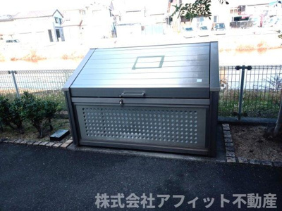 【その他共用部分】 | ファミーユ東手城　B棟 | 敷地内ゴミ置場