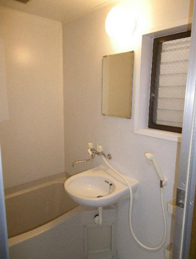 グリーンヒルマツバラの浴室