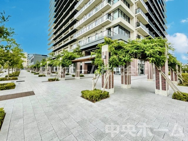 シティタワー金町タワー棟のエントランス|【エントランス】マンションのエントランスは、その物件の印象を決める、顔とも言える場所です。毎日通る場所ですからきれいなのが良いです。