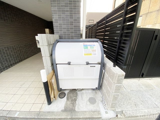 ブロッサムテラス滝野川のその他共用部分|敷地内ゴミ置き場です☆