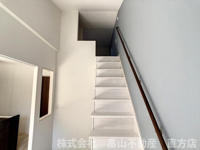 直方市大字下新入のアパートの内装