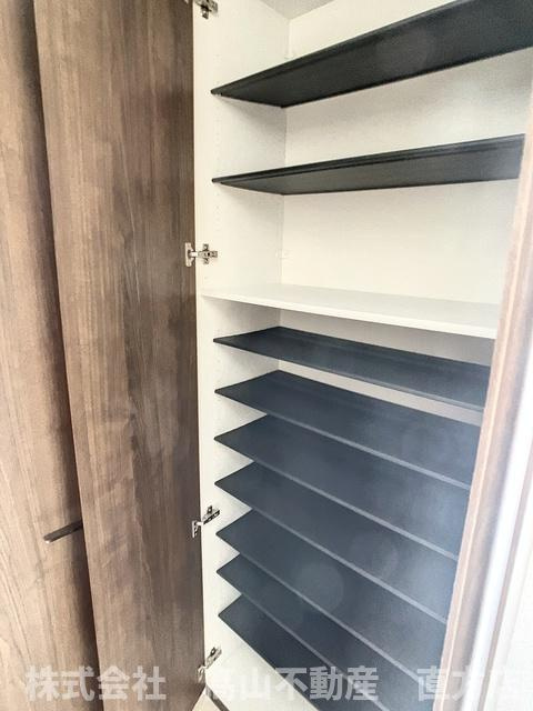 直方市大字下新入のアパートの収納