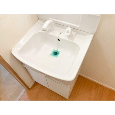 【独立洗面台】 | ウィステリア・K | 嬉しい独立洗面台付き。