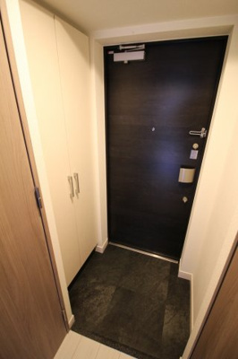 【玄関】 | ララプレイス神戸西元町