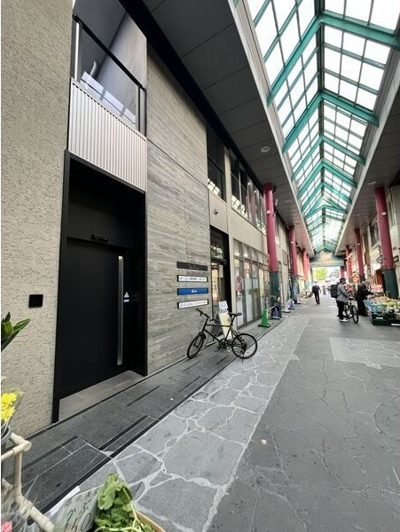 福岡市中央区清川１丁目の賃貸マンションの玄関