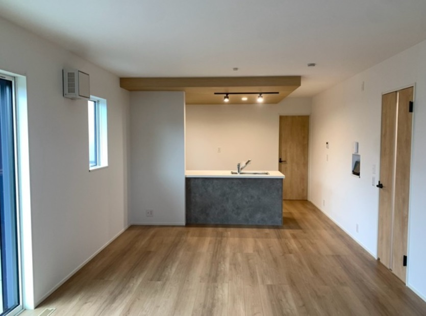 西舞子５丁目　新築戸建の居間・リビング