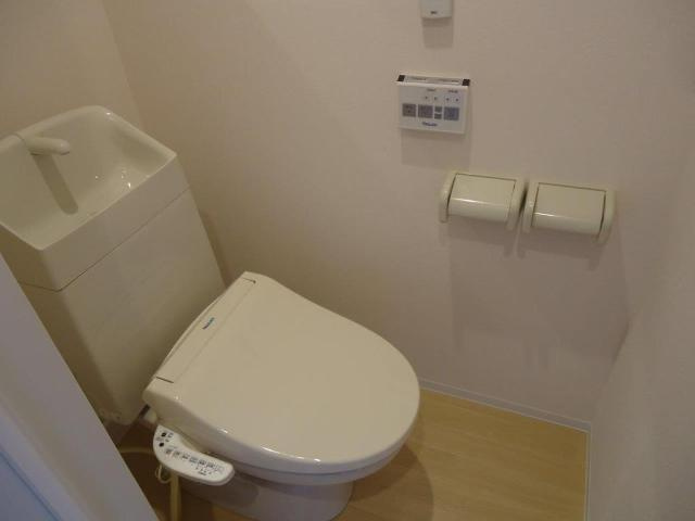 サンガーデン船小屋のトイレ|シャワー付トイレ（イメージ）