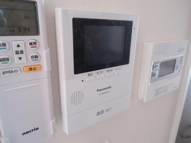 ルーラル北西原Ｂ棟の内装|カメラ付インターホン