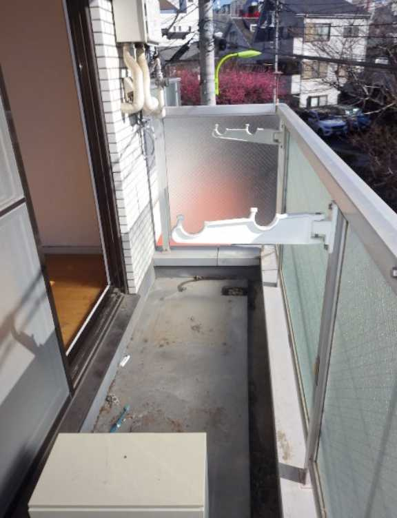 ビーネサイネリア　駅近　宅配BOX　最上階のバルコニー