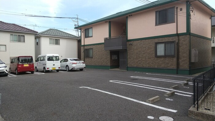 スマイルE＆N　の駐車場