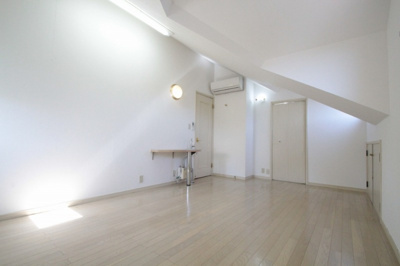 【洋室】 | 工藤邸