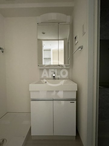 サムティ江戸堀ASUNTの独立洗面台|サムティ江戸堀ASUNT（サムティ江戸堀アサント）　独立洗面台