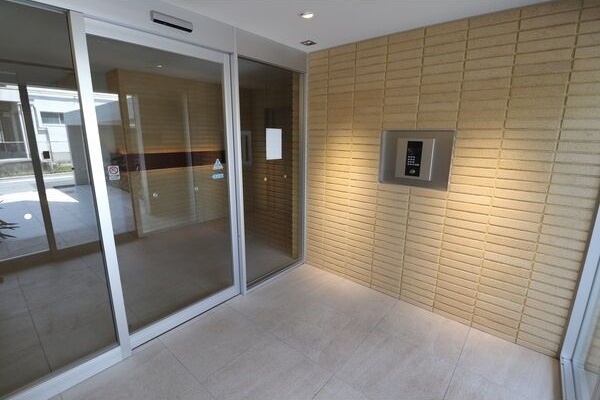 ルミナスパレス名駅のエントランス