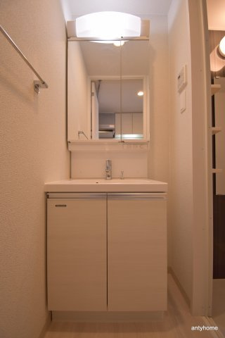 アドバンス新大阪ウエストゲート2　仲介手数料無料の洗面所