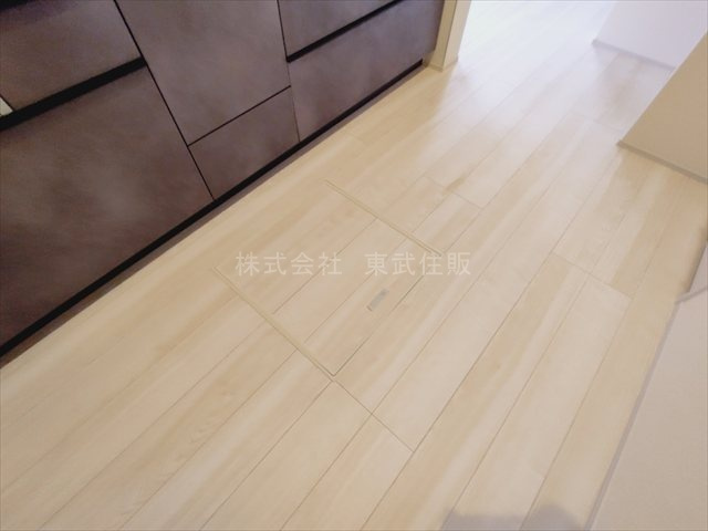 【キッチン】 | 川越市下小坂　全5棟　2号棟 | キッチン床下収納庫