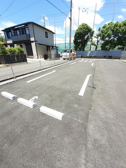 宮ノ丸トウロデン・１の駐車場|駐車場