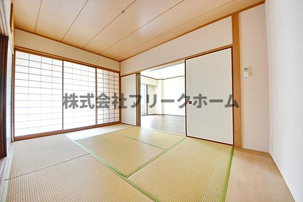 小金井市緑町４丁目の賃貸マンションの和室