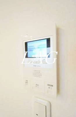 【セキュリティ】 | フォレストメゾン六義園 | モニター付きインターホンです。
