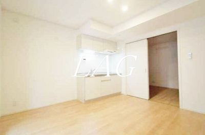 【居間・リビング】 | フォレストメゾン六義園 | 洋室のお部屋です。