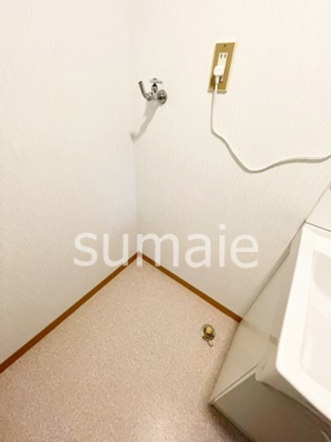 ハピネス指扇壱番館の洗面所|室内洗濯機置き場