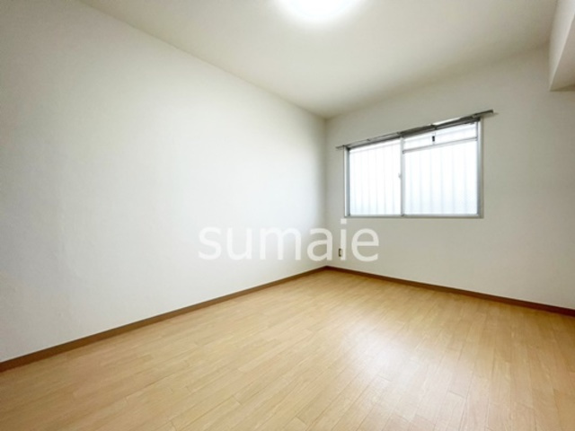 ハピネス指扇壱番館の洋室|寝室です