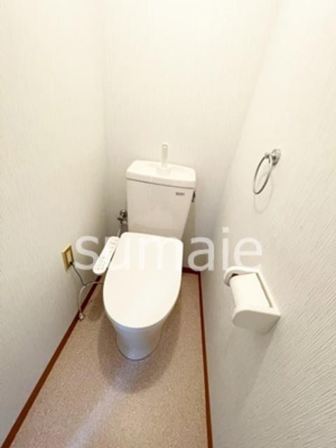 ハピネス指扇壱番館のトイレ|温水洗浄便座