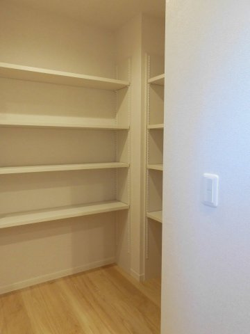 シャーメゾンさくら大久保駅前の収納