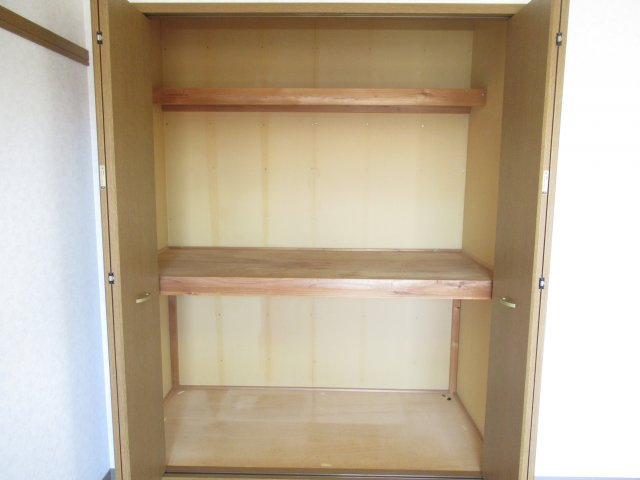 晃七第三マンションの収納|302号室サンプル