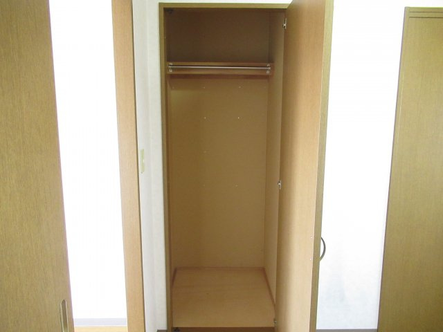 晃七第三マンションの収納|302号室サンプル