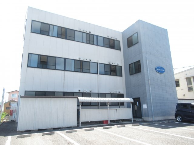 晃七第三マンションの外観