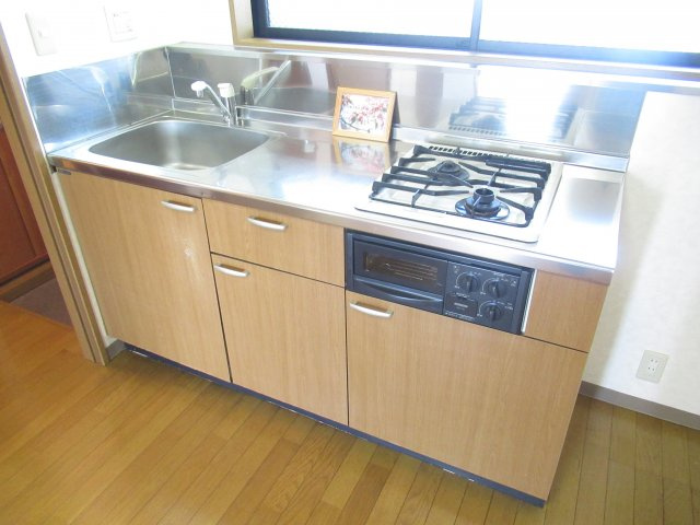 晃七第三マンションのキッチン|302号室サンプル