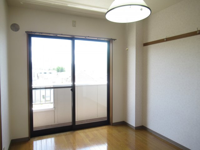 晃七第三マンションの寝室|302号室サンプル