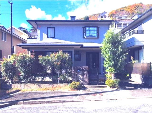 宝塚市ふじガ丘の外観