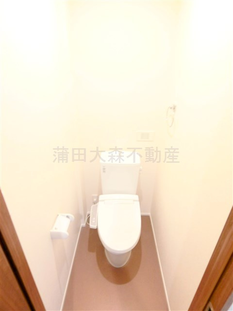 ビオス中央のトイレ|温水暖房便座付きのトイレ