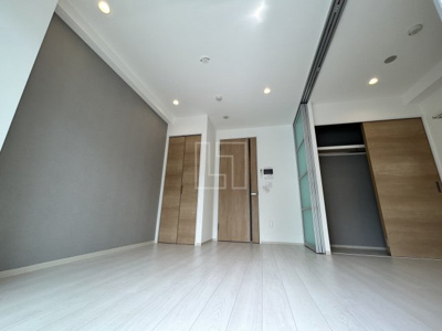 【居間・リビング】 | シーズンフラッツ靭本町 | シーズンフラッツ靭本町　リビング・ダイニングスペース