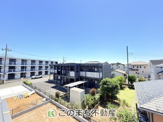 LiveleGarden.S下野緑第3の展望|バルコニーからは、開放感あふれる穏やかな街並みを一望。

