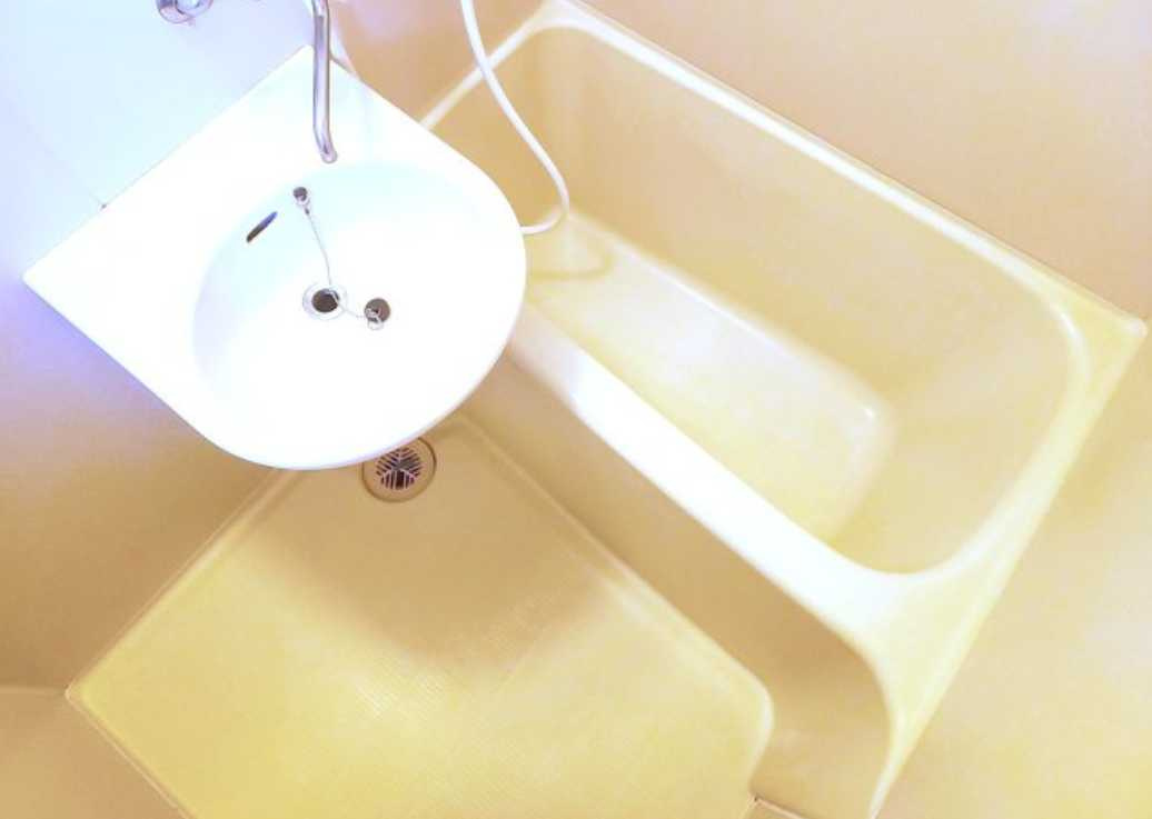 ロイヤルハイツ　礼金0　バストイレ別　角部屋の浴室