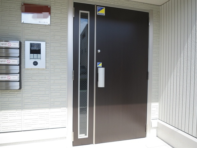 ソレイユ・ジンのセキュリティ|安心のオートロック完備です♪