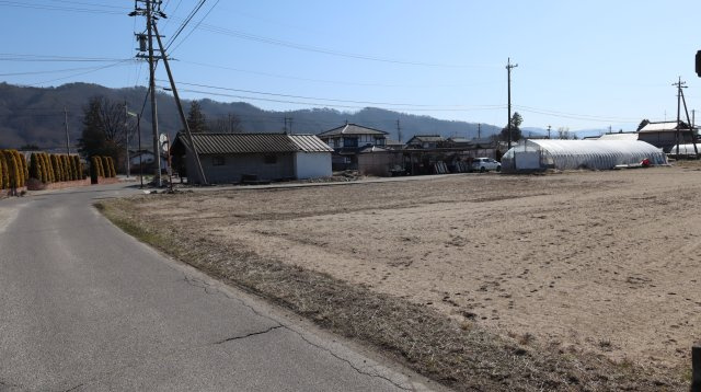 池田町会染　売土地の外観