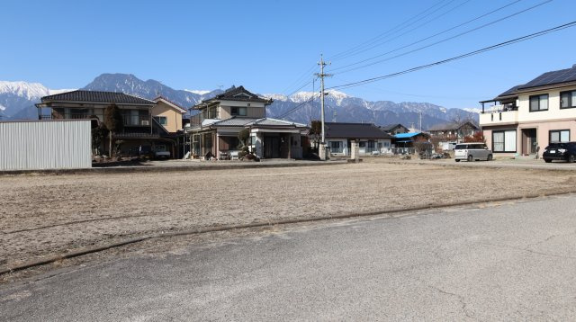 池田町会染　売土地の外観