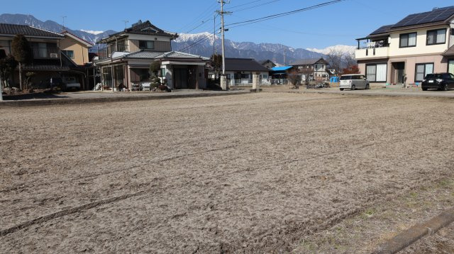 池田町会染　売土地の外観
